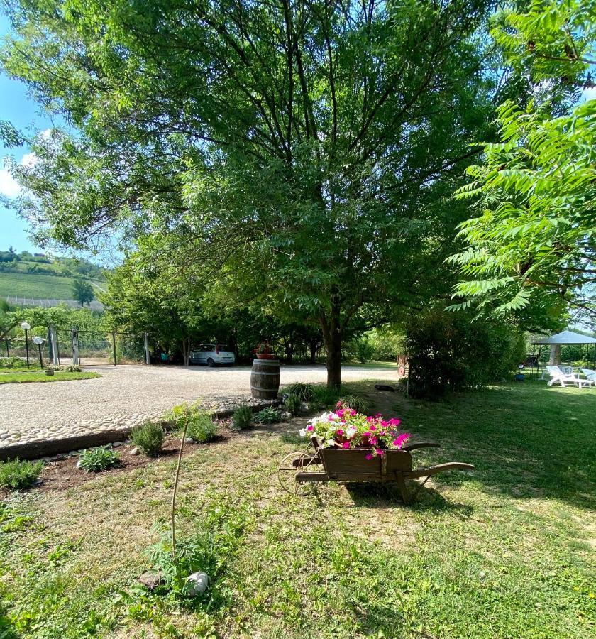 Villa Locanda Del Molino Vecchio Magliano Alfieri Exterior foto