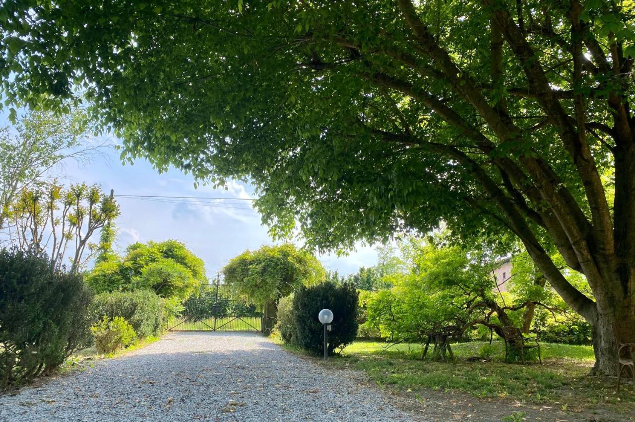 Villa Locanda Del Molino Vecchio Magliano Alfieri Exterior foto